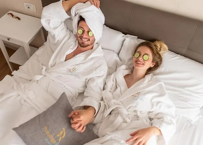 Отель Prestige Chiaia 3*