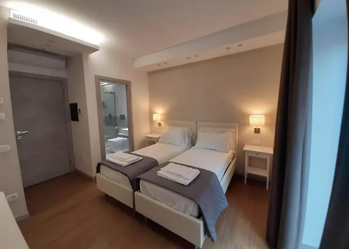 Отель Prestige Chiaia