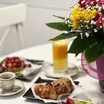 Hotel Prestige Chiaia 3*