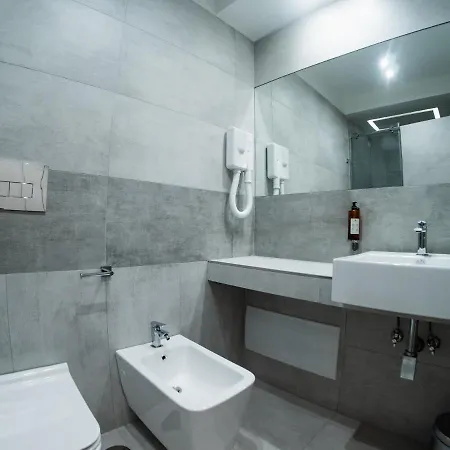 Prestige Chiaia Otel